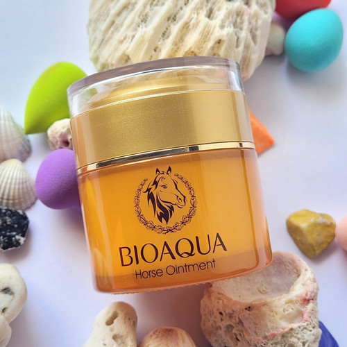 کرم آبرسان و درمانی چندمنظوره روغن اسب بیواکوا Bioqua brand horse oil cream treatment