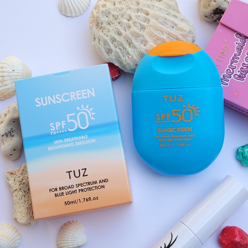کرم ضد آفتاب بیرنگ و مغذی تیوز حاوی 50 SPF TUZ