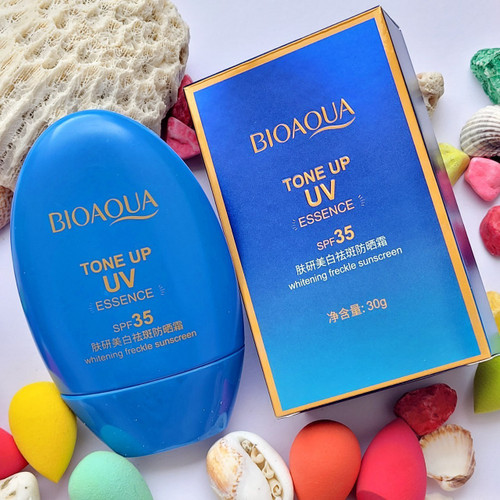 کرم ضدآفتاب ومرطوب کننده بیرنگ بیوآکوا Bioaqua