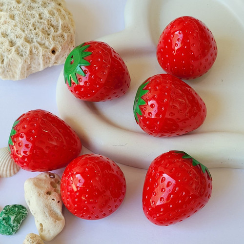 بالم لب توت فرنگی اصلی مجیک MAGIC Your Life Strawberry Lip Balm
