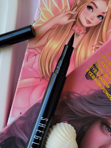 خط چشم ماژیکی ضدآب شیگلم SHEGLAM Pro Precision Waterproof Liquid Eyeliner