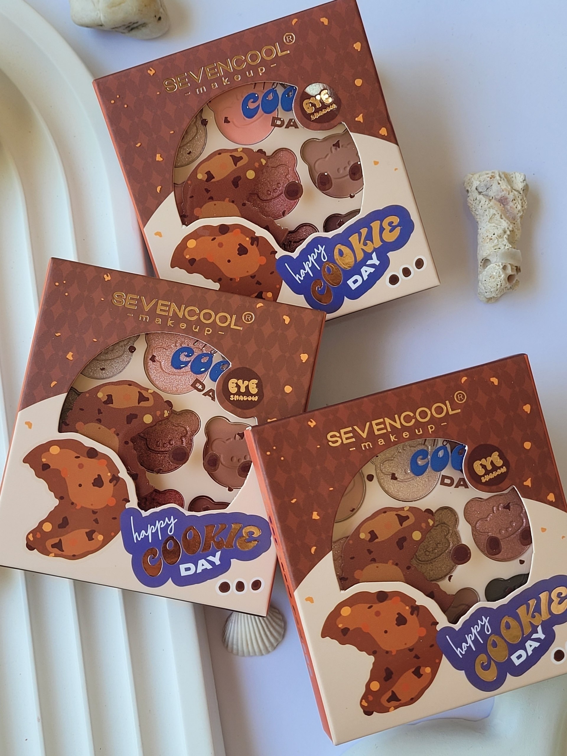 پالت سایه چشم ۹ رنگ فانتزی سون‌کول  Sevencool Happy  Cookie